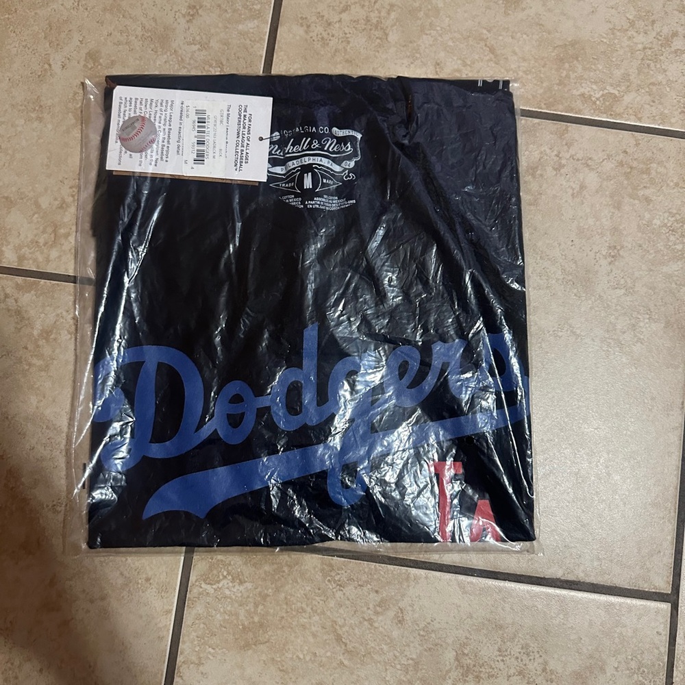 Black Dodgers T-Shirt size Medium